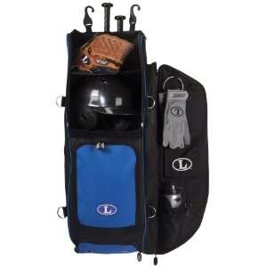  Louisville Slugger Deluxe Locker Bag: Sports & Outdoors