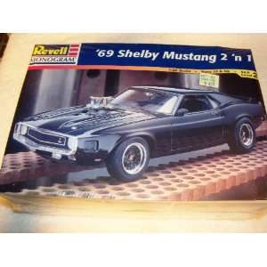   69 Shelby Mustang 2n1 1/25 Scale Plastic Model Kit: Toys & Games