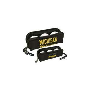  Michigan Wolverine 3 mulligan pouches with 9 balls: Sports 