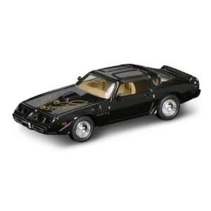  1979 Pontiac Firebird Trans Am Black 1:43: Toys & Games