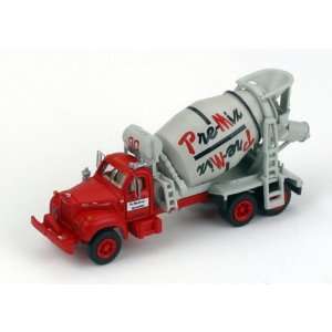  N RTR Mack B Cement Truck, PreMix: Toys & Games