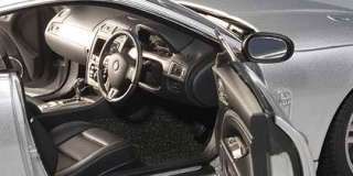 Jaguar XKR Coupe Liquid Silver 1:18 Scale Diecast Autoart 73633 