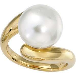  Pearl Ring expertly set in 14 karat Yellow Gold for SALE(5.5): Jewelry