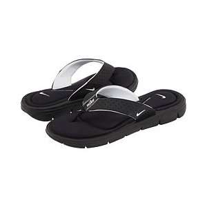 NIKE Womens Comfort Thong Sandals Shoe, Black/White:  