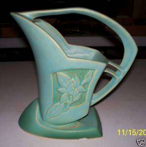 Roseville Green Floral Silhouette Vase 709 8  