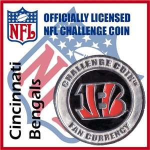 Cincinnati Bengals NFL Football Helmet Challenge Coin Poker Card Guard 
