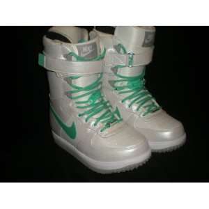  Nike Womens Snowboarding Boots   Size 9   Zoom Force 1 