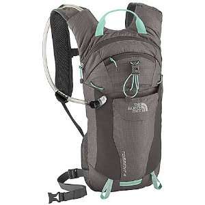  The North Face Torrent 4 Backpack   Womens: Sports 