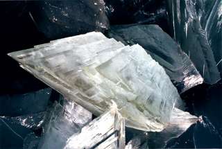 Crystal Cave of the Giants   Discovery of the Largest Crystals on 