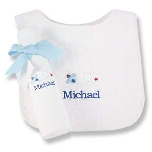  personalized blue yonder bib & burp cloth set: Baby