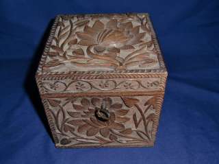 Arts and crafts box   hand carved and stunning   genuine period piece 