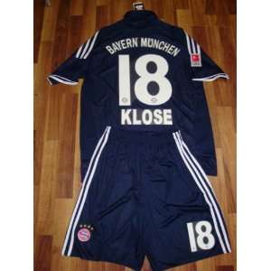   MUNCHEN AWAY JERSEY KLOSE + FREE SHORT (SIZE XL): Sports & Outdoors