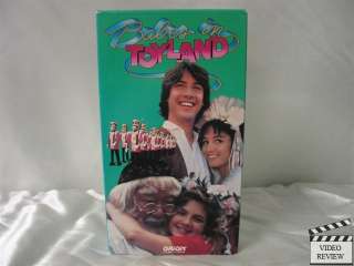 Babes in Toyland VHS Drew Barrymore, Keanu Reeves 023568047287  