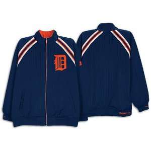   Mitchell & Ness Mens MLB Beat The Tag Jacket: Sports & Outdoors