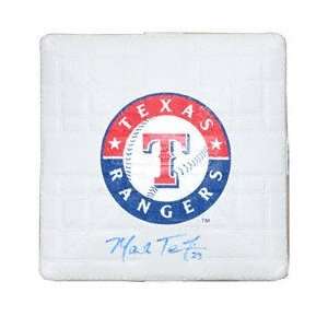  Mark Teixeira Texas Rangers Autographed Mini Base: Sports 