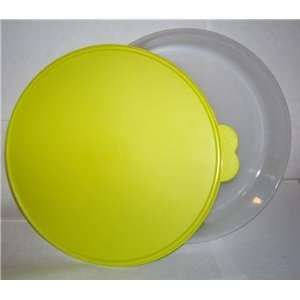    TUPPERWARE 12 PIE TAKER Margarita Green Seal