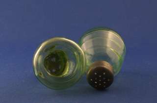   Glass Hocking Glass Company Green Block Optic Squat Shakers HTF  