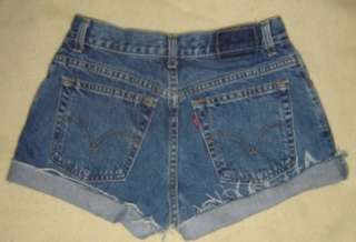 LEVIS Jeans VTG CUT OFF High Rise Hotpants DENIM Grunge Revival 