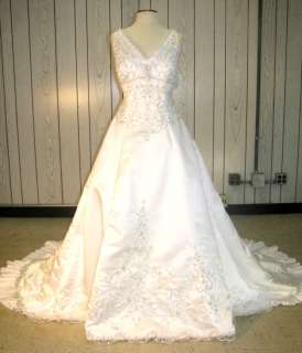 NWOT JASMINE COUTURE WEDDING GOWN T194 SIZE 16 H55  