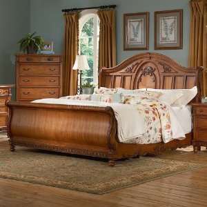 Vaughan Furniture Southern Heritage Chestnut Sleigh Bed (Queen) 327 
