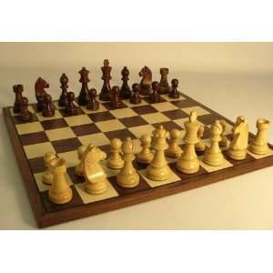  Sheesham/Bxwd Chessmen, German KntWalnut veneer brd 2 