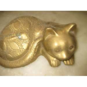  Cat Sitting Decoration Piece in Brass Health & Personal 