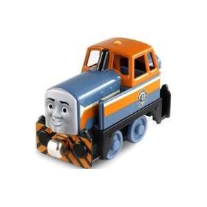    Thomas & Friends take n play Den die cast train Toys & Games