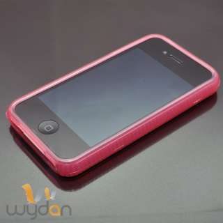   to fit and compliment the mold of your iphone 4 provides protection