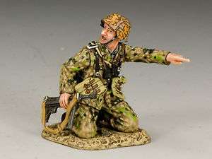 WS164 Kneeling HJ Officer by King & Country  