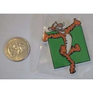    Disney Winnie the Pooh Tigger Promotional Button: Everything Else