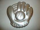   Glove and Ball   Vintage 1987 Cake Pan Baking Mold from Wilton MLB