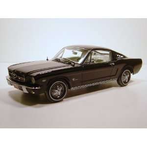  FORD MUSTANG 1967 FAST BACK Toys & Games