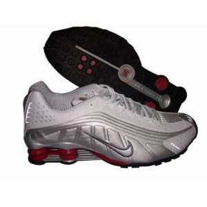  Nike Shox R4 White/Grey/Red Running Shoe Men,: Sports 