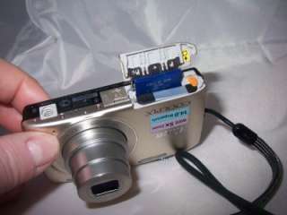 Nikon Coolpix S3100 14.0 MP Digital Camera   Silver 18208262625  