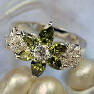 New Peridot Flower Shaped Gems Silver Ring Size #9 CR41  