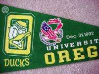 1992 OREGON DUCKS GAME DAY BOWL Pennant Unsold Stock  