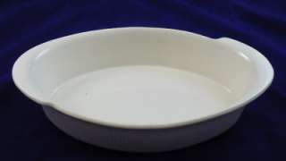 Red Wing USA 556 White Oval Handled Ribbed Casserole Dish  