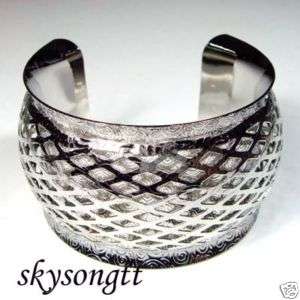 Silver Plate Designer Engraved Bangle Bracelet B1035S  