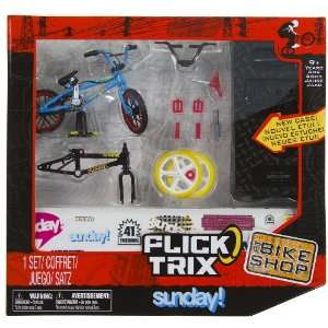  Sunday!: Flick Trix ~4 BMX Finger Bike Shop Set: Toys 