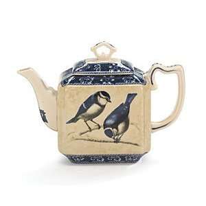    Beautiful Stoneware Teapot with Bluebirds: Kitchen & Dining