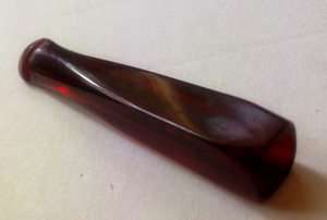 Early CHERRY AMBER cigarette holder pipe  