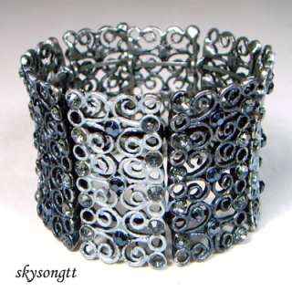 Black Enamel Crystal Floral Bangle Cuff Bracelet B1108X  