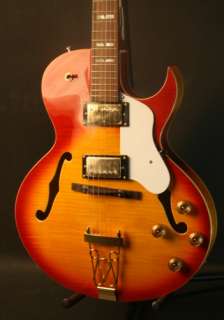 Gitano Electric Jazz Guitar Semi Hollow thinbody Flame Maple Gold CSB 