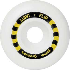  Flip Oliveira Hazard Grooves 52mm White Skateboard Wheels 