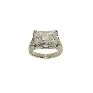 Large Emerald Cut Horizontially Set Single Stone Fashion Ring in Clear 