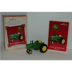   Ornament John Deere 410 Tractor Collector no QXI5291: Everything Else