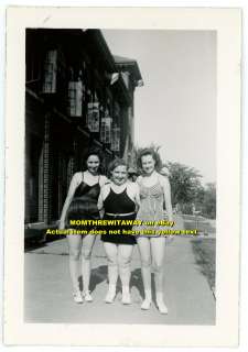 Old Photo 3 Pretty Girls Women in Bathing Suits One BBW Building Bath 