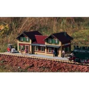   STATION   PIKO G SCALE MODEL TRAIN BUILDINGS 62043 Toys & Games